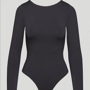 Aritzia Babaton Bodysuit